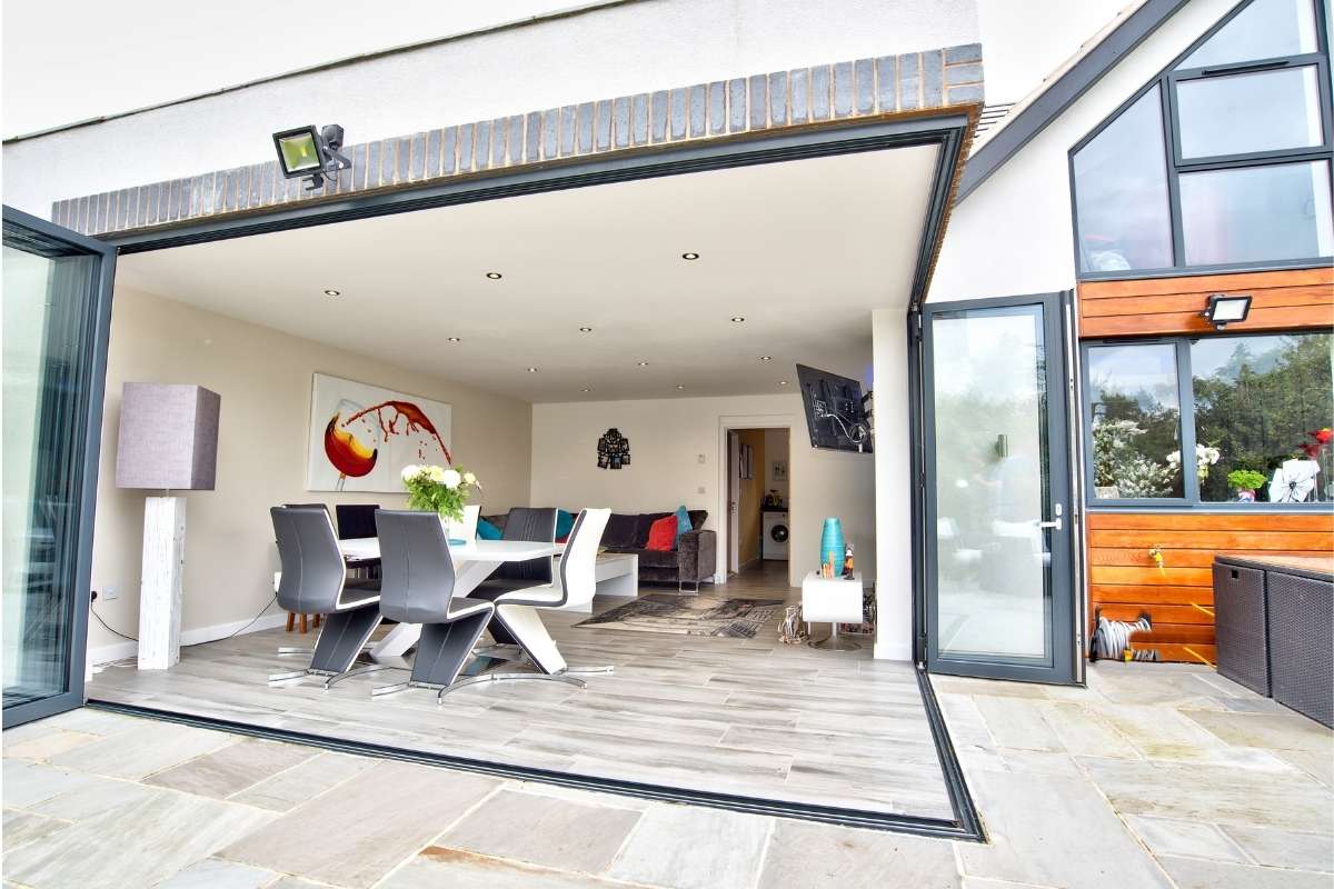 Guide to Replacing Your Conservatory Doors