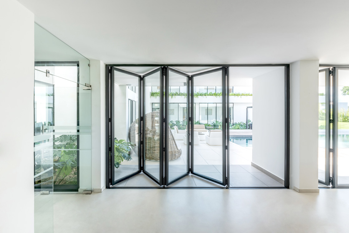 aluminium bifold doors