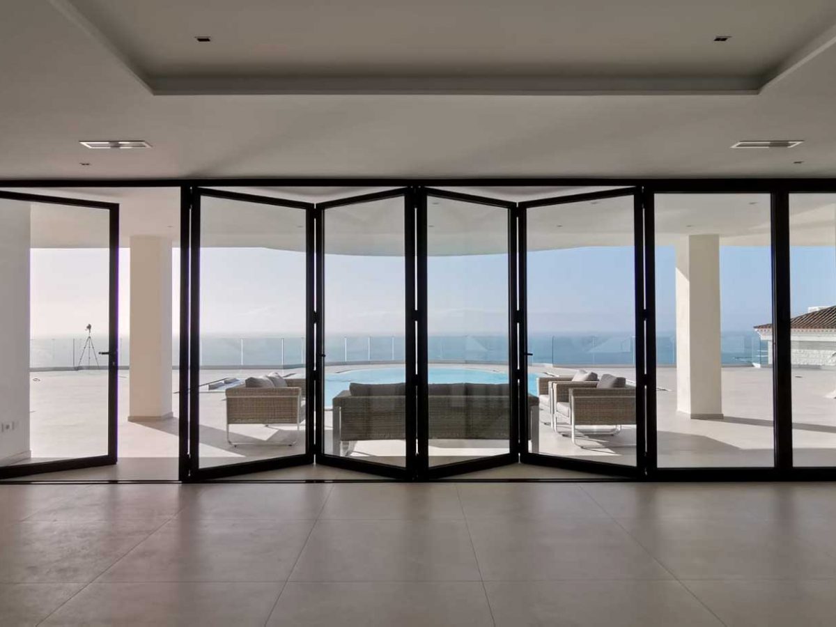 aluminium bifold doors